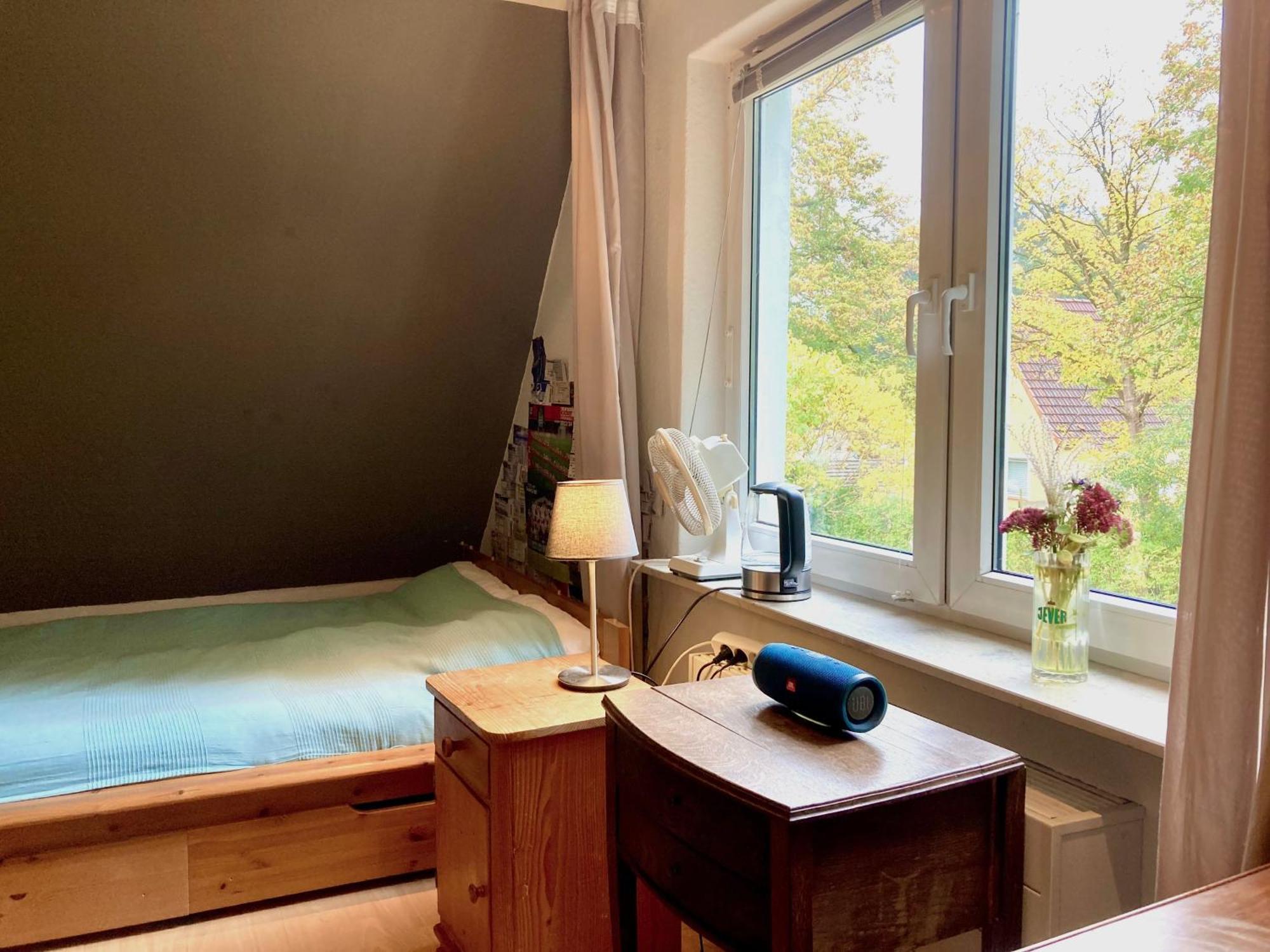 Privatzimmer Am Volkspark - Naehe Arenen Und Trabrennbahn Hamburg Exterior photo
